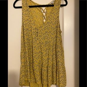 American Eagle - floral top